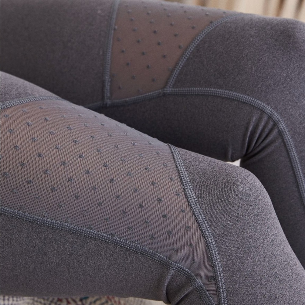 Aerie MOVE high waisted mesh inset leggings XS